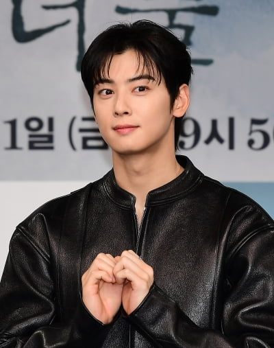 차은우, 군 입대 전 기쁜 소식 전해졌다…여름 보양식을 함께 먹고 싶은 남자 가수 1위 [TEN차트]