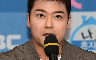 전현무, 3000평 개 유치원 운영 넘겼다…새 女원장에 "직권 남용" ('개호강')