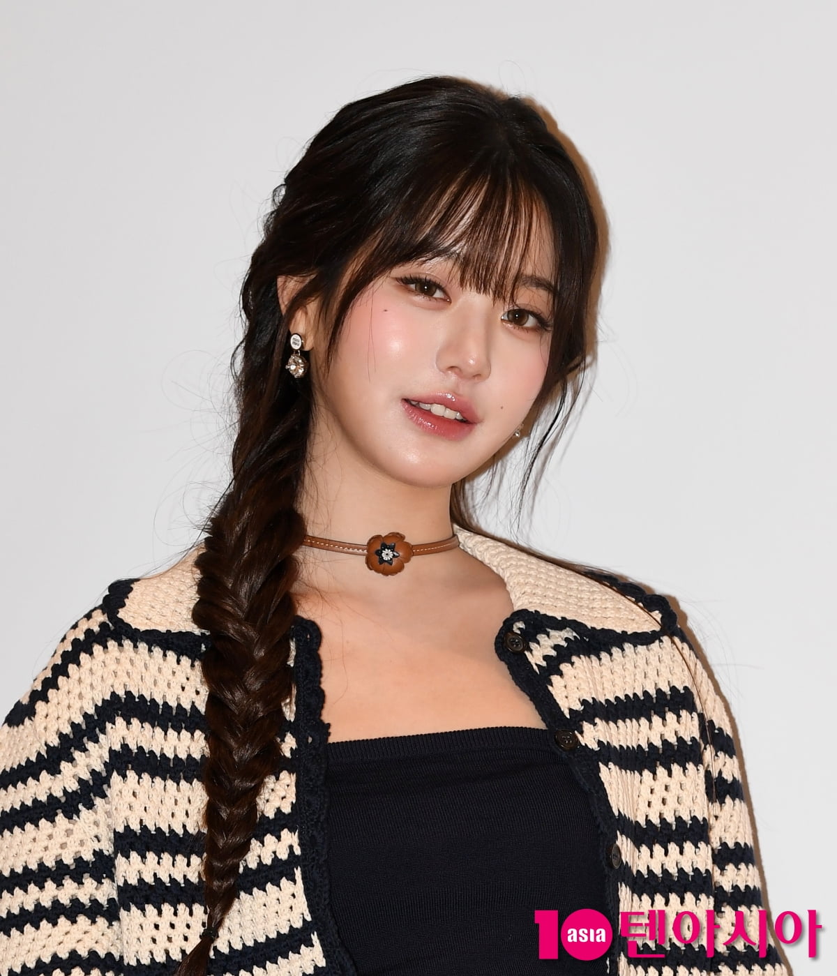 아이브 장원영, 혼자여도 꽉 찬 이쁨.., 싱그러운 청춘[TEN포토+]