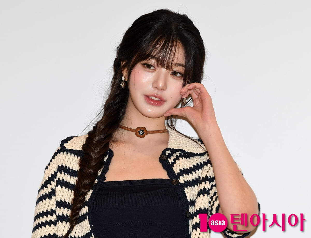 아이브 장원영, 혼자여도 꽉 찬 이쁨.., 싱그러운 청춘[TEN포토+]