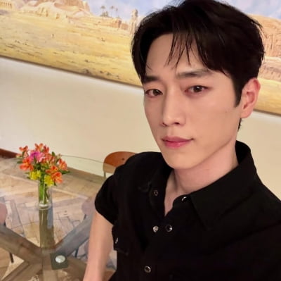 서강준, 밀라노서 빛난 '만찢남' 비주얼...'유럽 남자들 기죽겠네