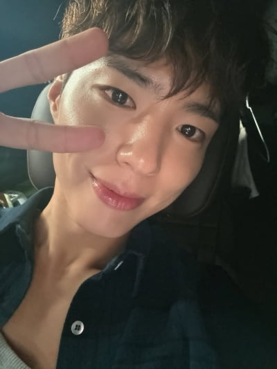 '32세' 박보검, 소년美 얼굴에 숨겨진 근육질 팔뚝..."얼굴은 선녀+몸은 나무꾼"
