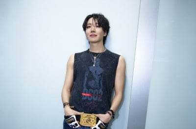 '부동산 270억' 제이홉, 군 복무 후 더 물올랐다…'민소매 하나로 끝'