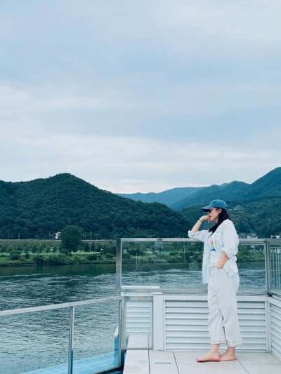 '43세' 손예진, 세월 지나도 변함 없는 청순 여신 비주얼...'♥' 현빈이 찍어줬나