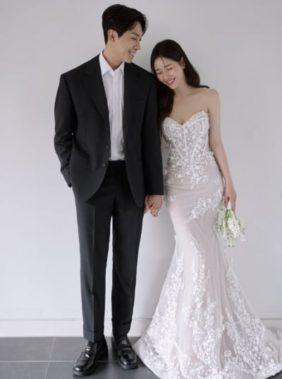 날씨에 발 동동 굴렀는데…박하나♥김태술 결혼식, 하늘이 도왔다