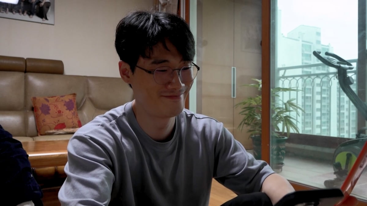 오광록 손절했던 子, 9년 만에 조부 만났다…세상 떠난 조모 폰엔 '우리 강아지'('아빠하고')