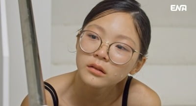 추사랑, 첫 모델 오디션서 오열했다…끝내 계단서 눈물 "엄마 같이 되고 싶어" ('내생활')