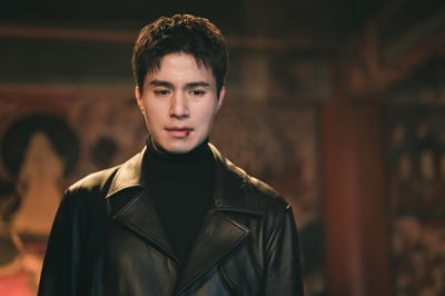 시청률 0%대 위기였는데…이동욱, 2개월 만에 복귀→♥이성경과 로맨스 ('착한 사나이')