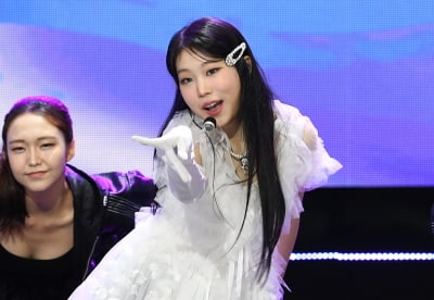 니나, 빛이 나는 솔로[TEN포토+]
