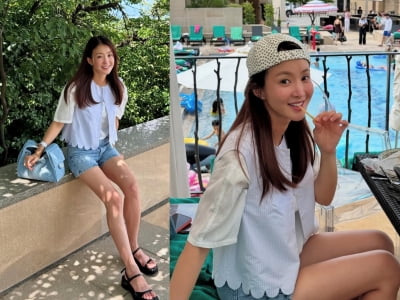 이시영, 864만원 짜리 C사 가방 들고 '활짝'…대학생인 줄 알겠어