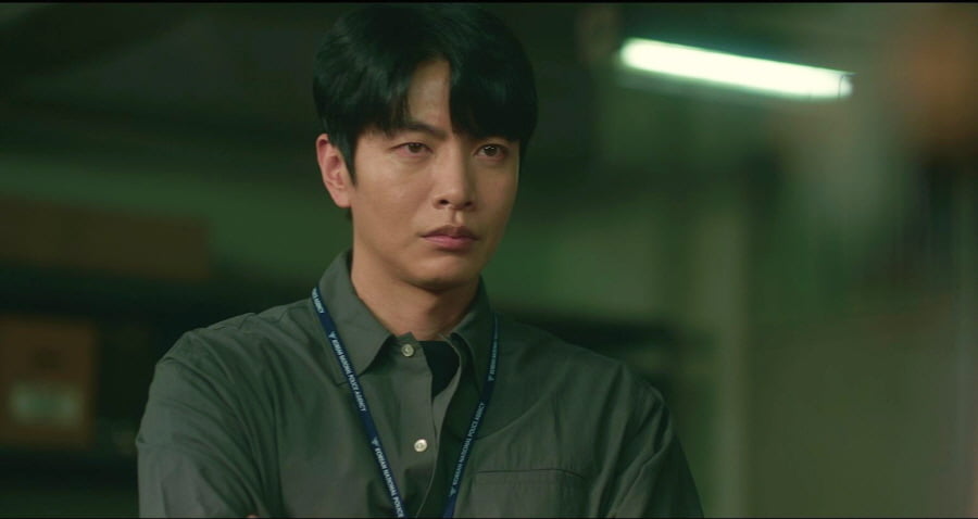 '지성♥' 이보영, 새 얼굴 갈아끼웠다…13년 만에 복귀, "모든 게 뒤틀리기 시작" ('메리킬즈피플')
