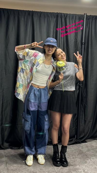 176cm 정호연 옆에 서니 블핑 지수도 쪼꼬미…어깨동무로 절친 인증
