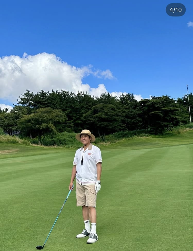 조세호, 림프샘 염증 호소하더니…40도 육박한 폭염에도 명랑 골프