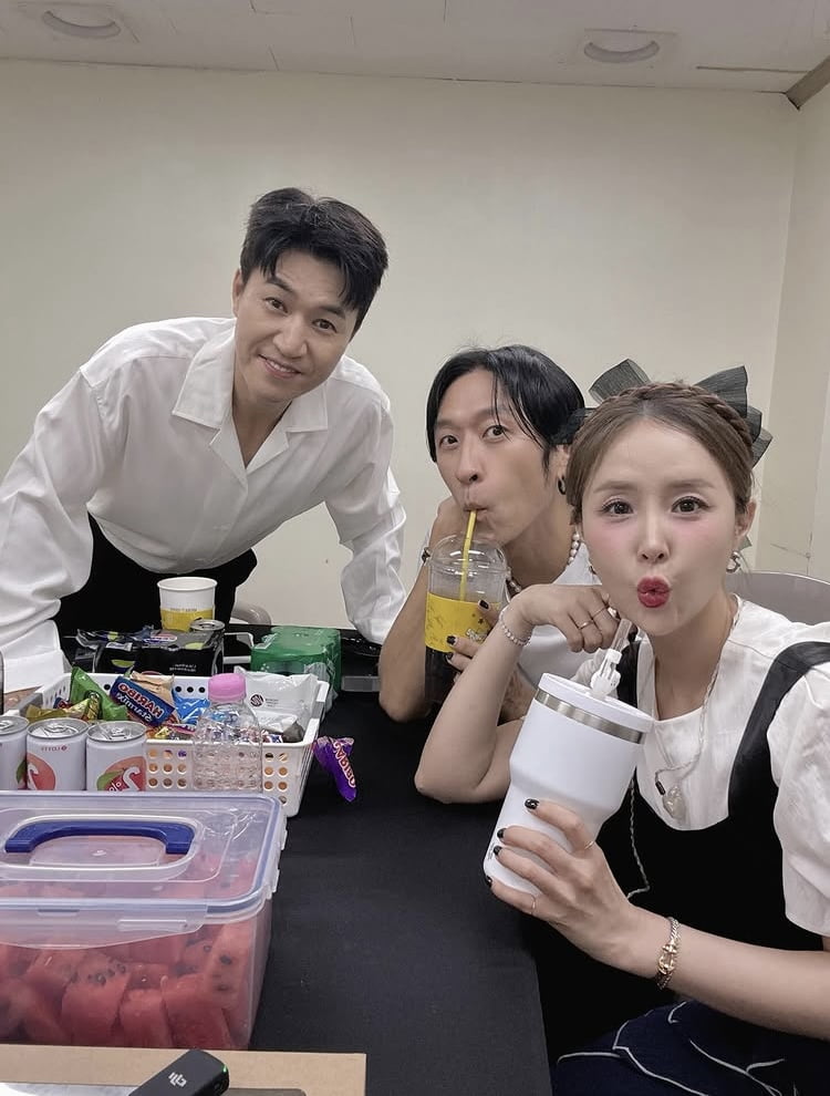부부재산 약정 체결하라니…신지도 뿔났다 “그런 일 없을 것”[종합]