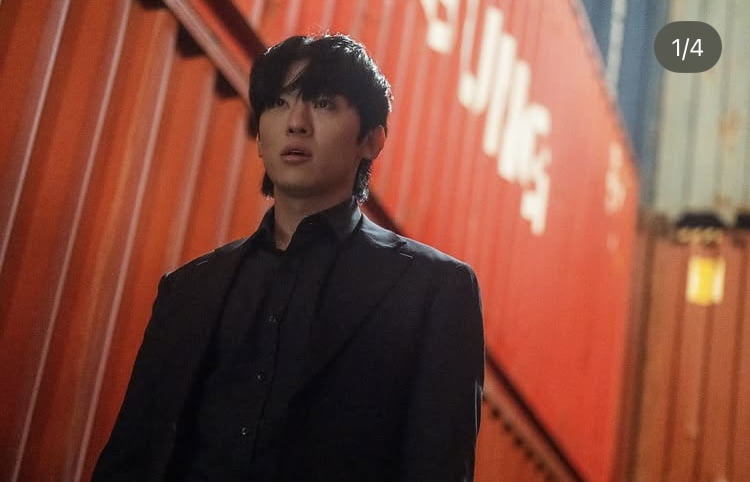 덱스, 걸음걸이도 이상하다는데…‘연기력 논란’ 속 꿋꿋한 홍보
