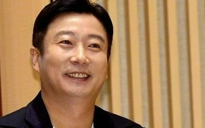 이수근, 아내 수술비 마련하려 30억 건물 매각? "NO, 개인적 투자 판단" [공식]
