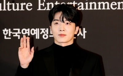 '허송연과 결혼' 적재, 악플러와 설전…"유부남 깬다" 발언에 "네 인생이나 잘 살아" 일갈