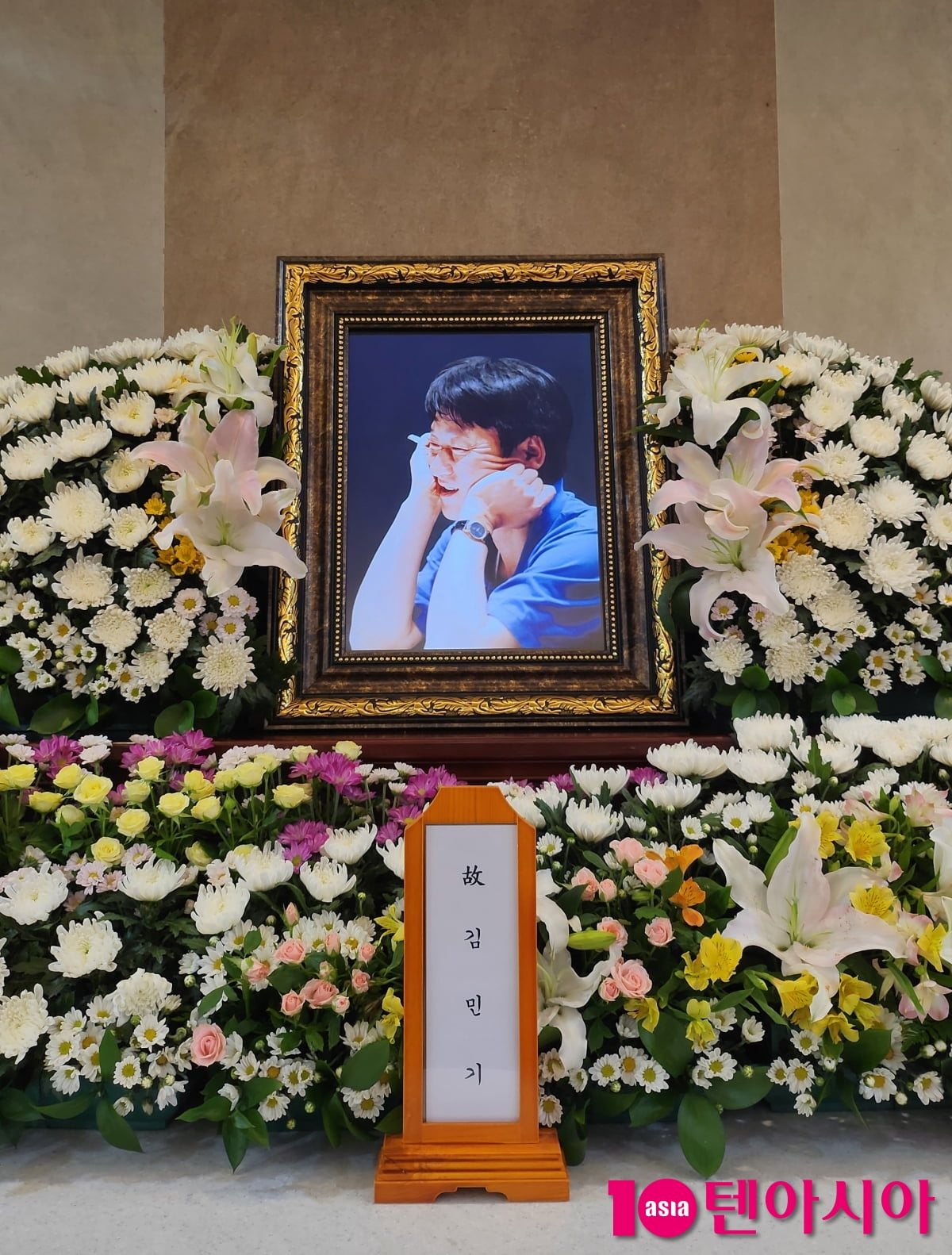 '학전' 김민기, 오늘(21일) 1주기…"복각 LP 발매·추모 행사 NO"