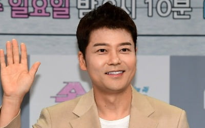 [종합] 전현무, 3000평 개 유치원 운영 접었다…"완벽하진 않았지만 진전" ('개호강')