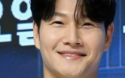'49세' 김종국, 은퇴 후 트레이너로 이직한다…"미국에서 헬스장 할듯" ('옥문아')