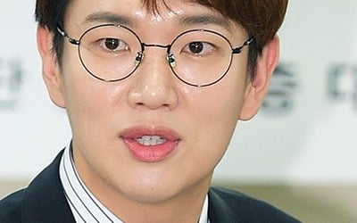 [공식] '화가♥' 장성규, 결혼 12년 차에 기쁜 소식 전했다…"새로운 식구" 강호동 손잡고 새출발