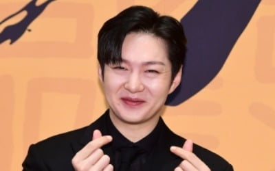 '34세' 이창섭, ♥연애사 밝혔다…"취해서 전여친에 전화했는데 기억 안 나" ('살롱드돌')