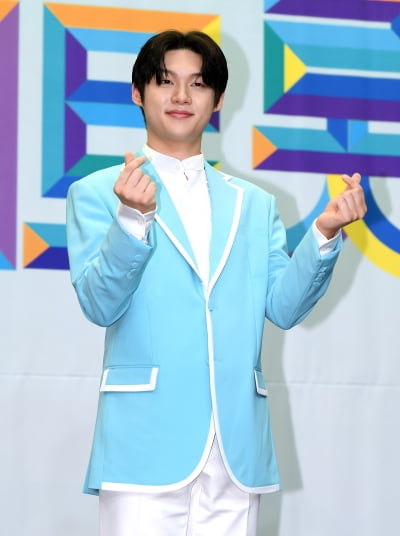 유명 트로트 가수, 계약 분쟁 생기나…"잘못 쓴 계약, 돈벌이 안 돼"('귀묘한 이야기')