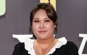 '12kg 감량' 풍자, 열애 의혹 전면 부인했다…"어떻게 시작하는지도 까먹어"