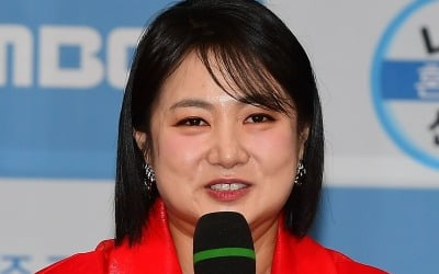 '39세' 박나래, 곧 결혼하려나…母 "인물 필요 없어, 잘해주는 게 최고" ('나래식')