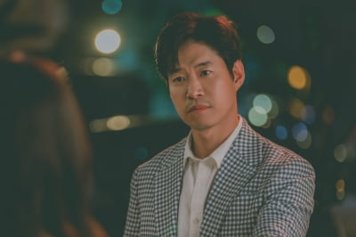 유준상, 연예 기획사 대표 됐다…망하기 직전인데도