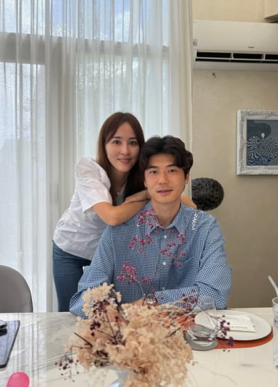 기성용, 서울→포항으로 갑자기 이적했는데…♥아내와의 12주년은 챙기는 사랑꾼