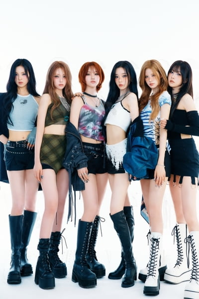 전원 센터급 비주얼…이프아이, 성숙해진 소녀들