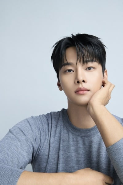차학연, 빅스 완전체 활동에 입 열었다…"막내 혁 전역 후 뭘 할 수 있을까 고민" ('노무진')[인터뷰③]