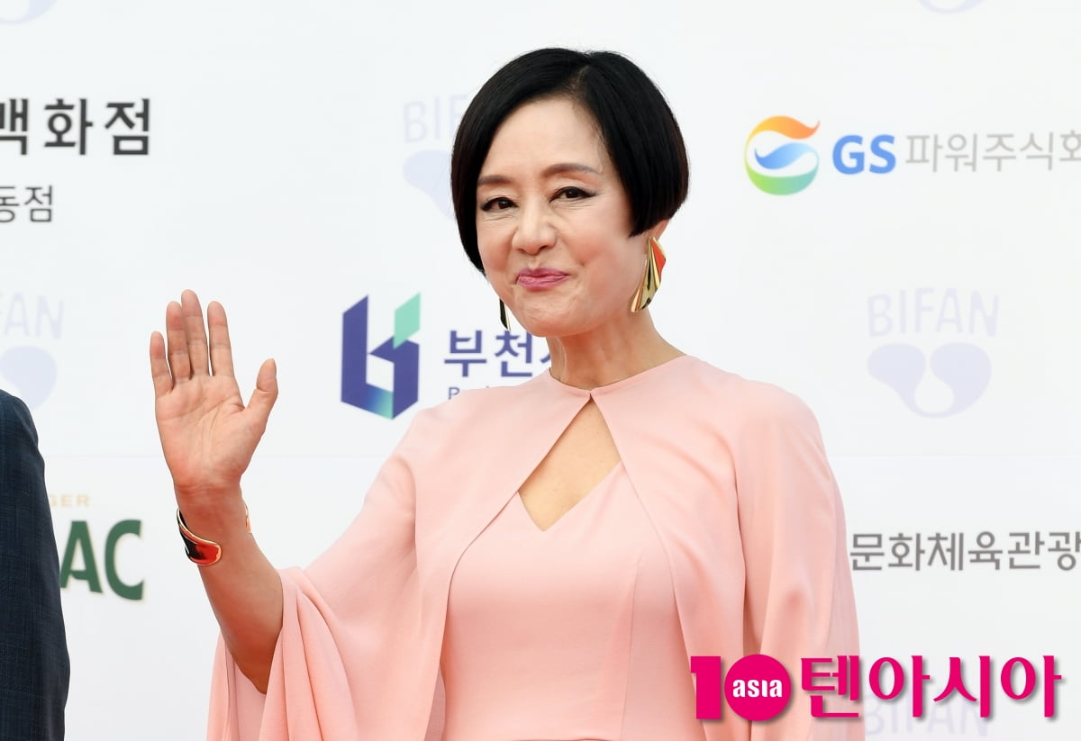 장미희, 핑크빛 미소[TEN포토+]