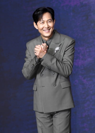 이정재, 뒤늦게 속마음 고백 …"말실수할까 머리 복잡했다"('오징어게임3') [인터뷰①]