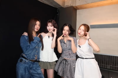'열애설' 터진 혜리, 걸스데이 데뷔 15주년 축하…'♥ 온주완' 결혼 앞둔 민아까지