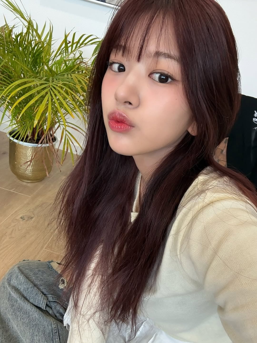 사진 = 안유진 인스타그램
