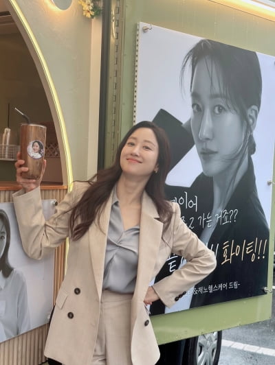 '치과의사♥' 대박난 양양 집 소유 전혜빈, 화사한 비주얼…이렇게 예뻐도 되나