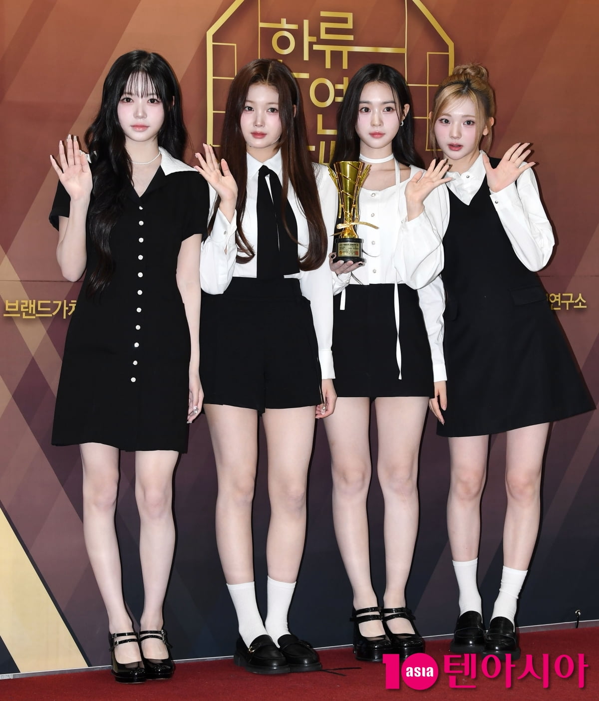 트리플에스 채원-주빈-수민-서아, 상큼 발랄[TEN포토+]