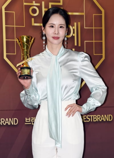 이상은, 한류스타상 뷰티 모델 부분수상[TEN포토]