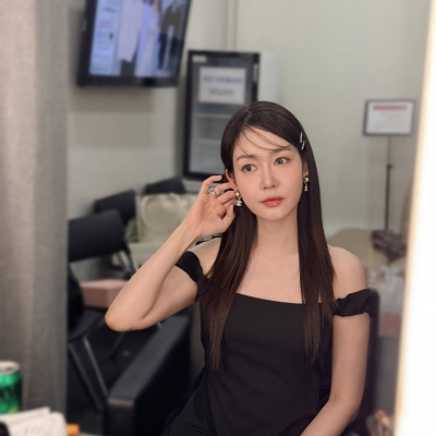 '옥바라지 끝' 성유리, 언제까지 예뻐질까…세월 멈춘 미모에 감탄만