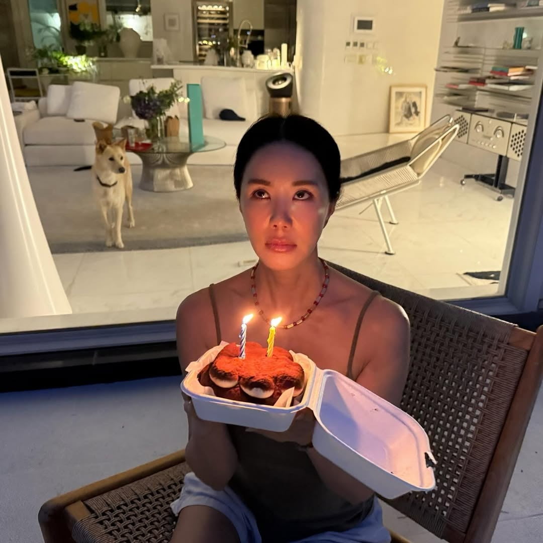 사진 = 엄정화 인스타그램