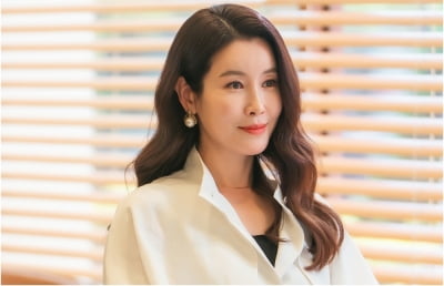 이태란 재혼, 재벌가 안주인 됐다…남편은 기업인 박성근, "가난 벗어나려" ('화려한 날들')