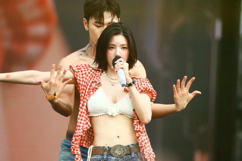 권은비/ 사진 제공 = 더블앤(W&)