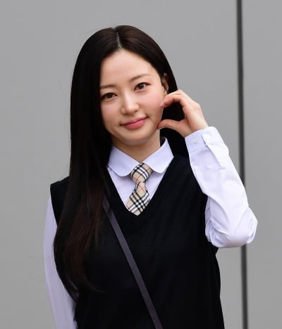 '학폭 의혹' 송하윤 폭로자 "징계로 강제 전학 맞다…출석만으로 같은 학군 전학 불가" [TEN이슈]