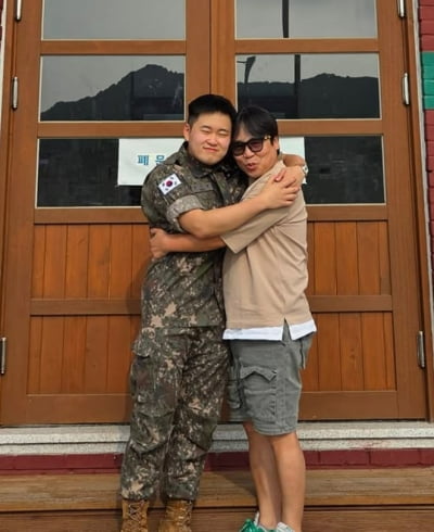 '30kg 감량' 정은표 아들, 부모님 품으로 돌아갔다…8일(오늘) 전역