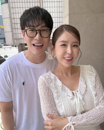 신지, ♥문원과 결혼 이상 無 "의혹 모두 사실 아냐, 지켜봐 주길" [TEN이슈]