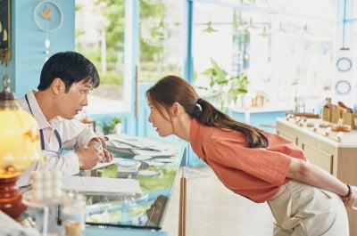 임윤아·안보현 첫 만남 본 주변 반응…"부쩍 친해져, 덩치 케미도 좋아"('악마가 이사왔다')