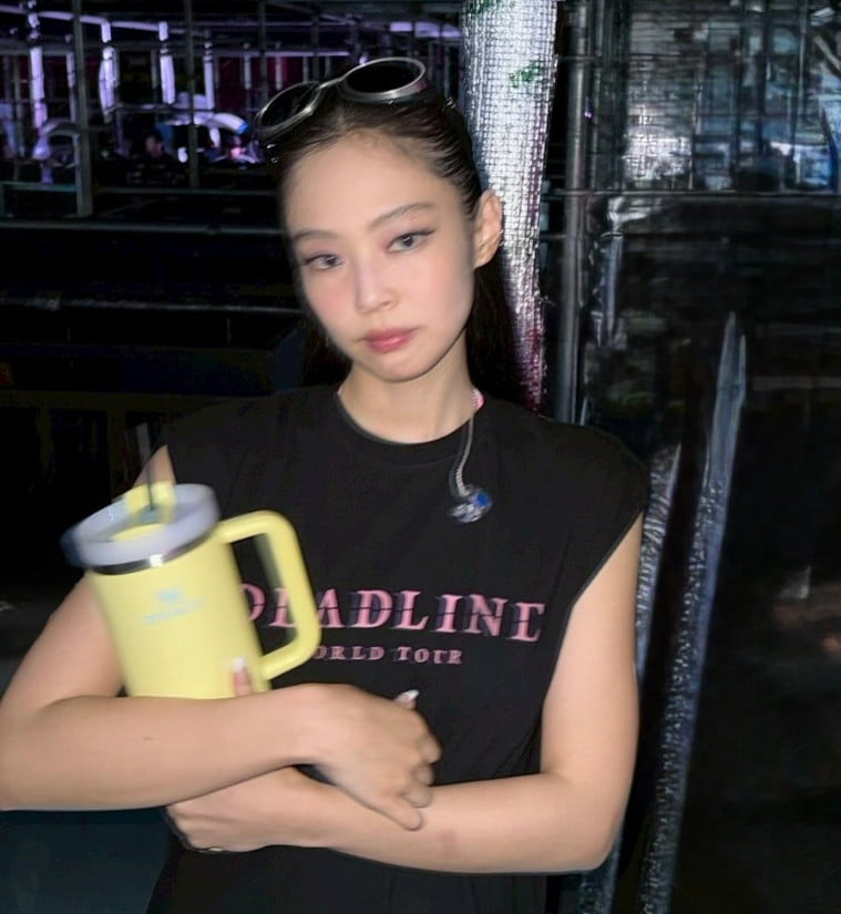 사진=제니 SNS
