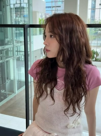 '32세' 윤소희, 옆태가 치트키였네…카이스트생이 이러면 반칙